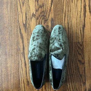 Mens velvet shoes